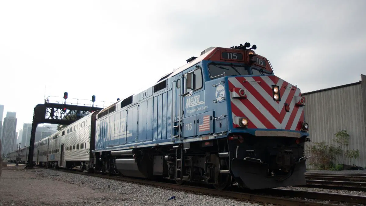 Metra arlington heights station