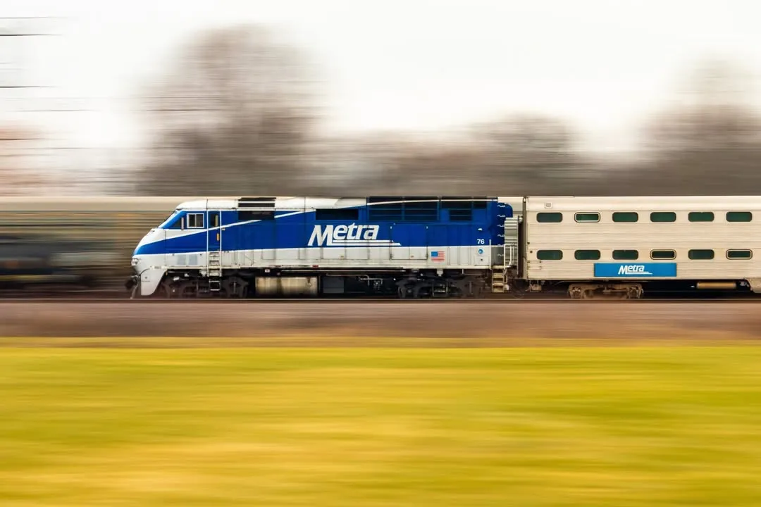 Metra Train Hours